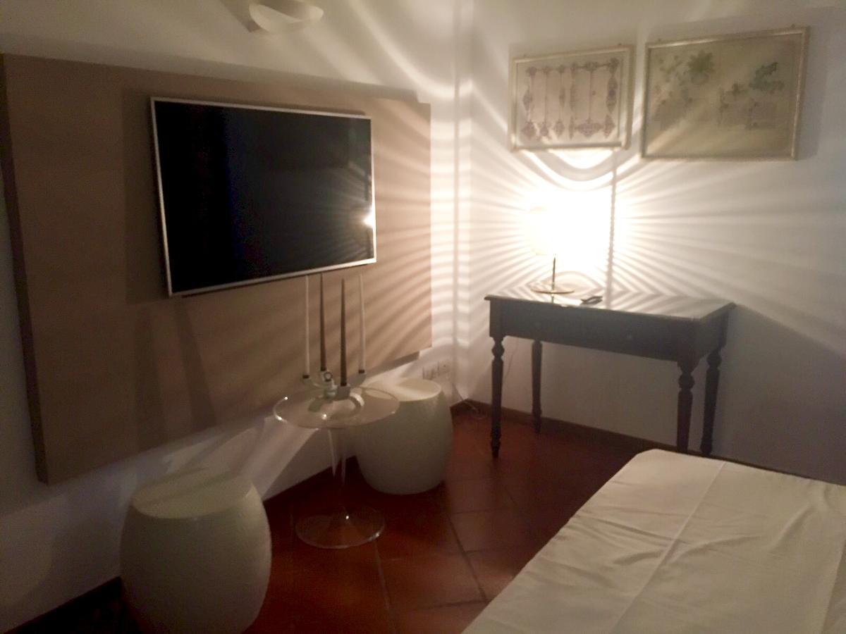 Marie Rose Luxury B&B & Apartment Ντεζεντσάνο ντελ Γκάρντα Εξωτερικό φωτογραφία
